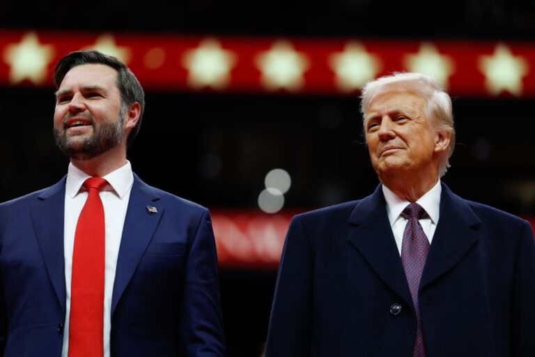 Trump Propose une Solution pour Mettre Fin à la Guerre en Ukraine