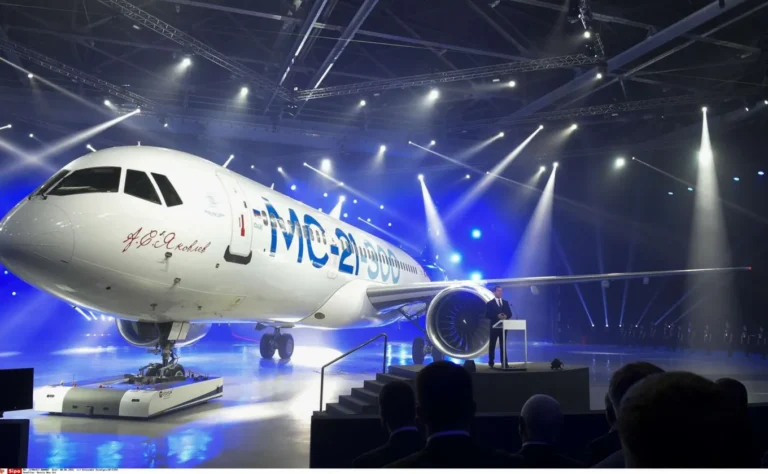 Russie : Le Nouveau MC-21 Effectue Avec Succès Son Premier Vol