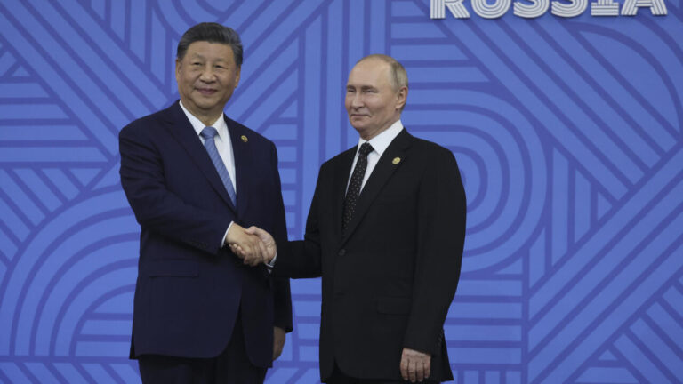 Xi Jinping en Russie Pour Célébrer la Victoire sur l’Allemagne Nazie