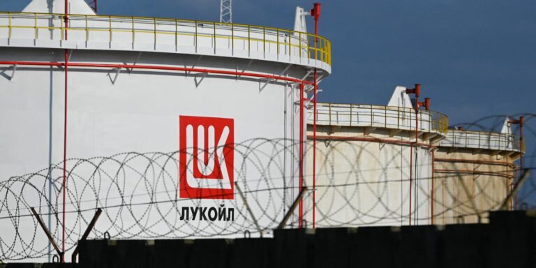 UE propose au G7 d’abaisser le plafond des prix du pétrole russe