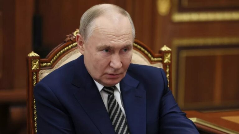 Poutine déclare clairement son refus de toute trêve ou sommet avec Zelensky, accusant l’Ukraine de terrorisme et de violences contre les civils