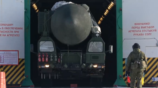 Ukraine : Une attaque militaire contre les bases russes déclenche une crise nucléaire mondiale