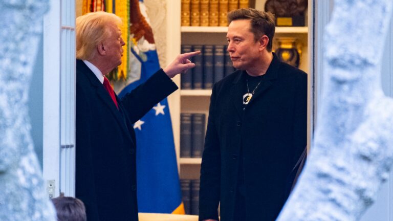 Trump menace Musk : « Des conséquences graves » si il finance les démocrates