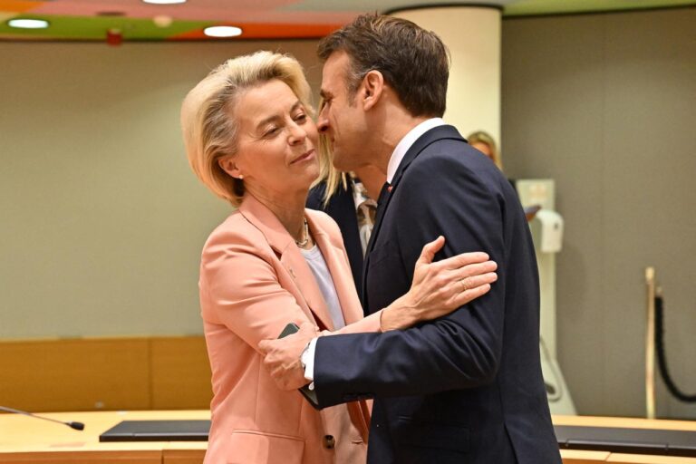 L’UE S’accapare des Impôts Francais : Une Conduite Autoritaire de Macron et von der Leyen