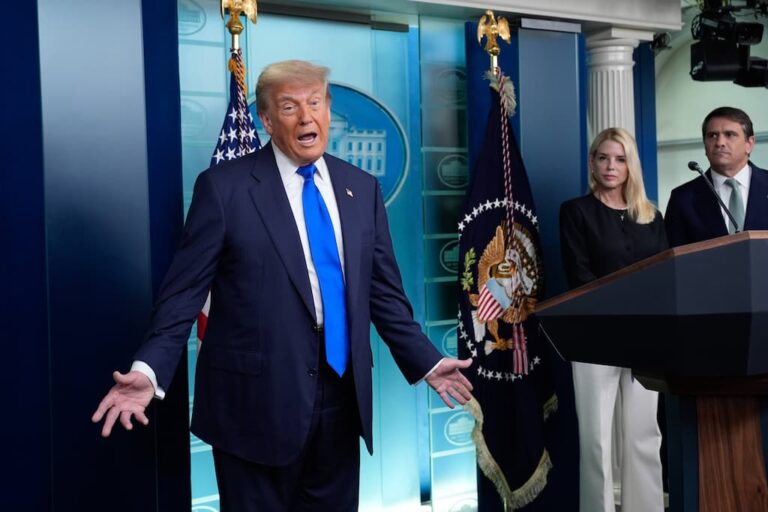 Trump menace de déporter un candidat démocrate à New York
