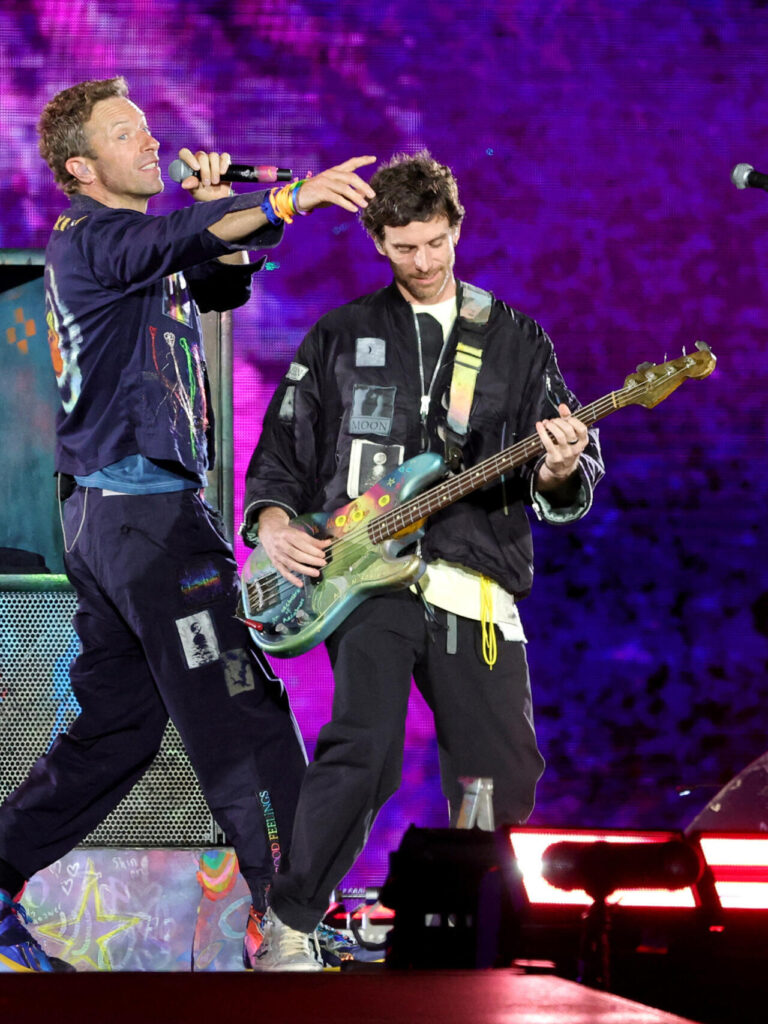 Le scandale de l’affaire Astronomer : des rires inquiétants et une étrange ambiance pendant un concert de Coldplay