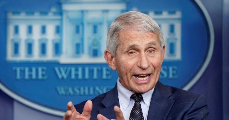 Un sénateur républicain dénonce l’impunité d’Anthony Fauci et appelle à une enquête approfondie