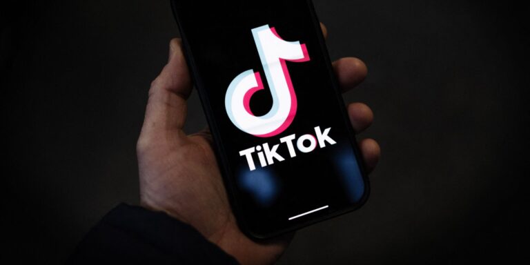 Le Bureau ovale lance un compte controversé sur TikTok : une décision choquante et risquée