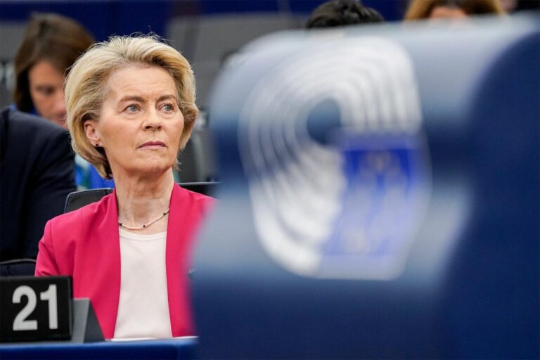 Ursula von der Leyen : une démonstration de dictature masquée en démocratie