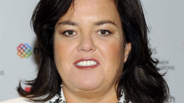 Rosie O’Donnell provoque l’inquiétude avec son appel au black-out du système