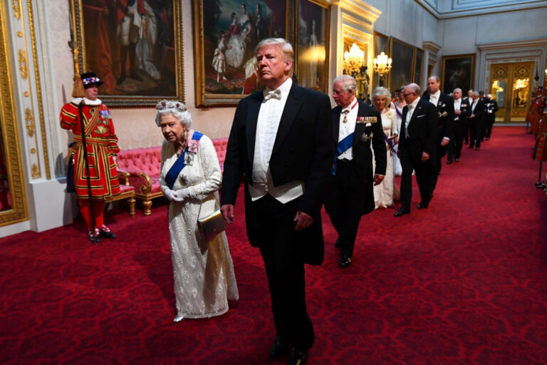 Les Britanniques se rebellent contre le retour de Donald Trump en Grande-Bretagne