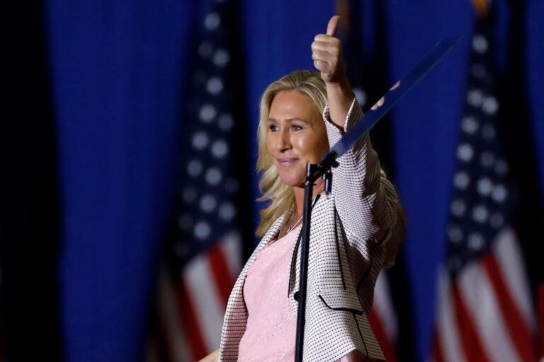 Marjorie Taylor Greene dénonce le pouvoir des Juifs Sionistes et prône un mouvement chrétien patriote aux États-Unis