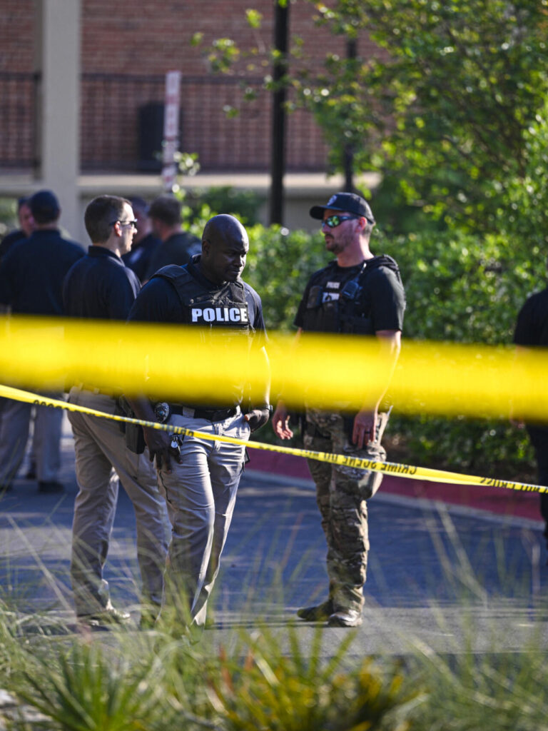 Un drame à l’extérieur d’une école : la violence policière et la récidive criminelle en Floride