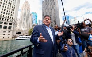 PANIQUE À L’ÉTAT DE L’ILLINOIS : LE GOUVERNEUR PRITZKER S’EFFRAIE FACE AUX DEMANDES DE TRUMP SUR LES LISTES ÉLECTORALES