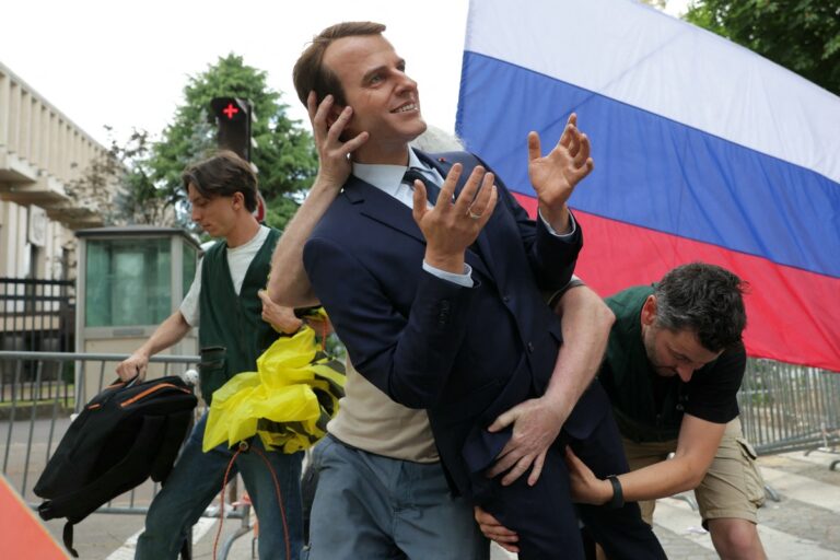 L&rsquo;Union Européenne s’effondre : Macron, le dernier danseur sur les ruines d’un projet mort